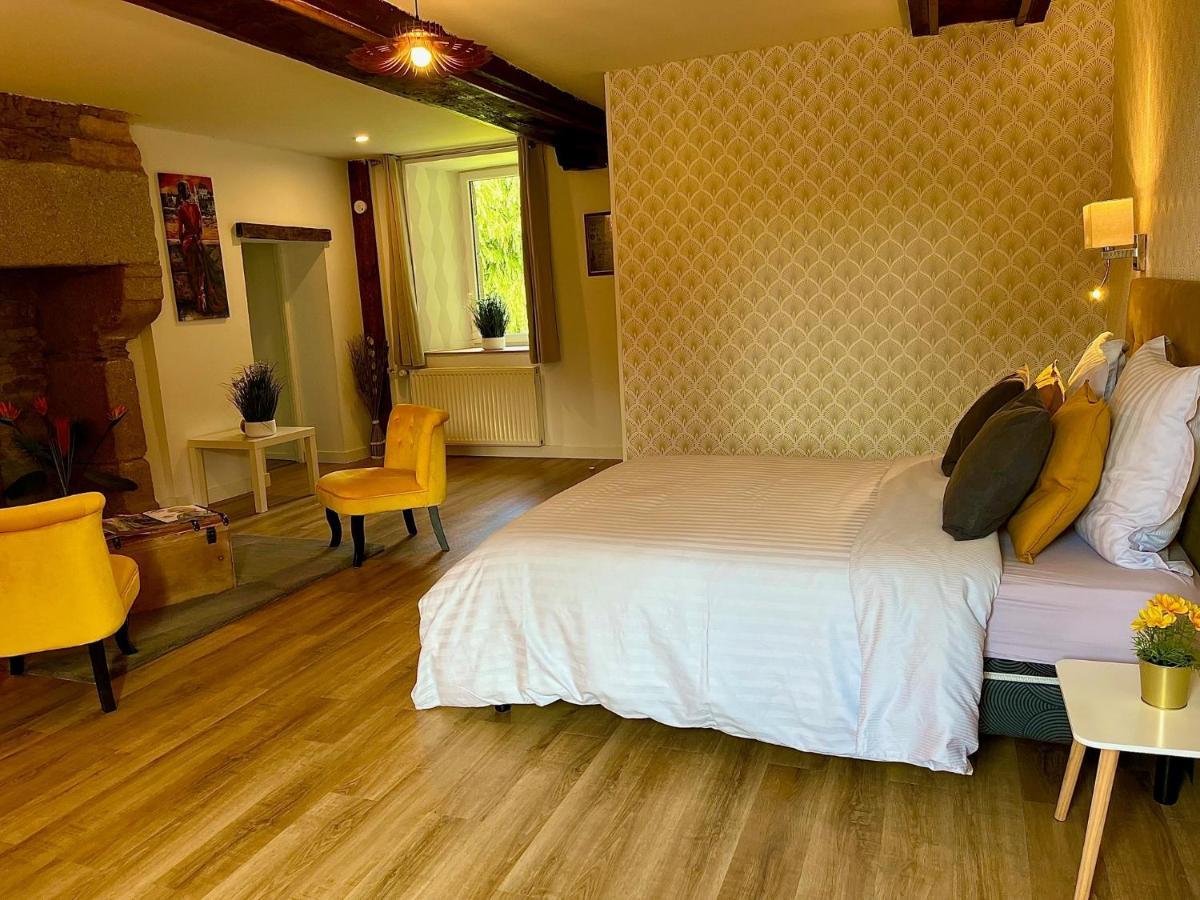 Le Manoir Des Haies Spa Les Champs-Géraux Kültér fotó