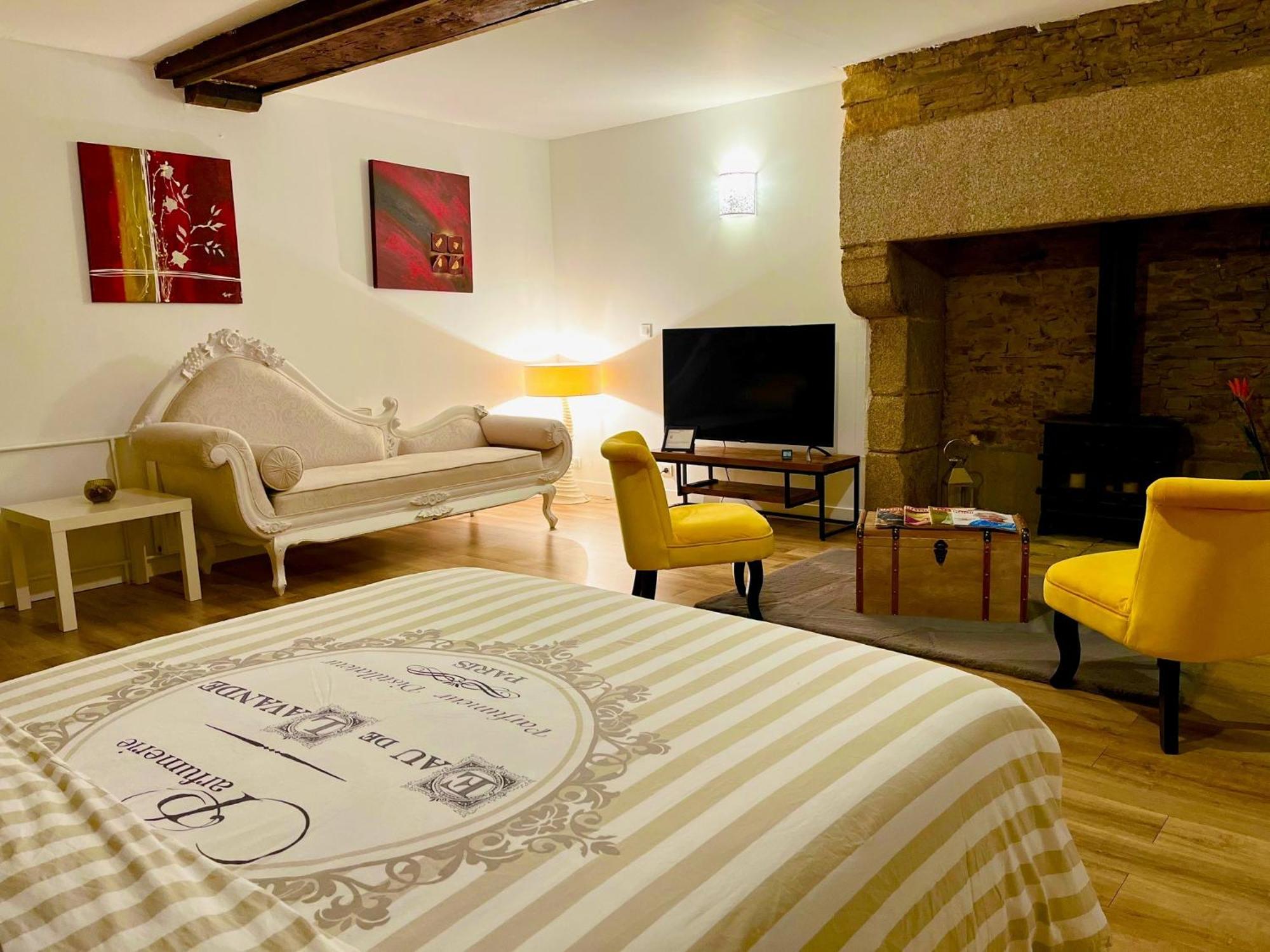Le Manoir Des Haies Spa Les Champs-Géraux Kültér fotó