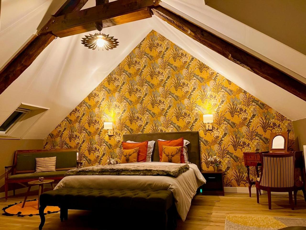 Le Manoir Des Haies Spa Les Champs-Géraux Kültér fotó